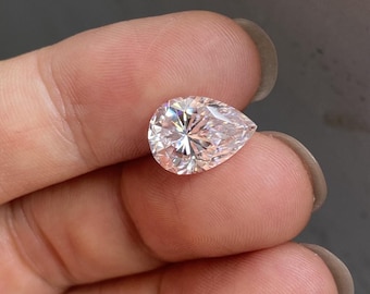 5 Carat Pear Cut Lab Grown Diamond | E Color VS2 Clarity IGI Certified