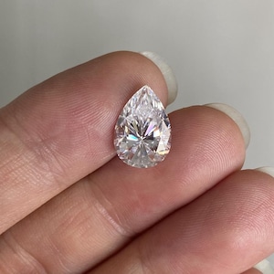 3.00 Carat Pear Cut Lab Grown Diamond, H/SI Clarity, IGI Certified