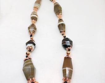 Authentic Ancient Idar Oberstein Bicone Agates Necklace w beautiful rose Beige Gold Caps and Spacers. Manifestation & energy enhancer