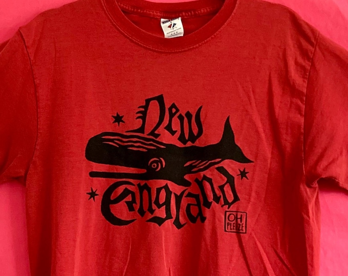 MEDIUM New England Screen Printed T-Shirt