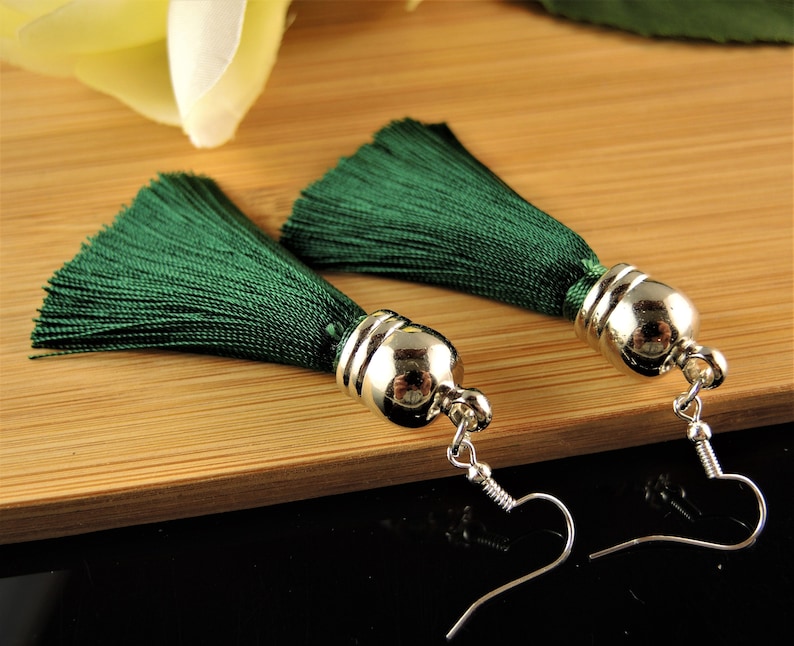 Dark Green Silk Fringe Tassel Bohemian Dangle Drop Statement Fashion Earrings #963