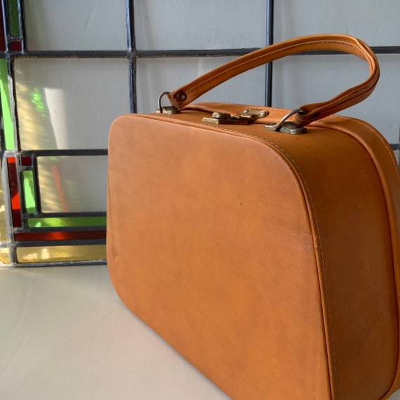 Vintage beauty case suitcase handbag, 60s - 70s o… - image 6