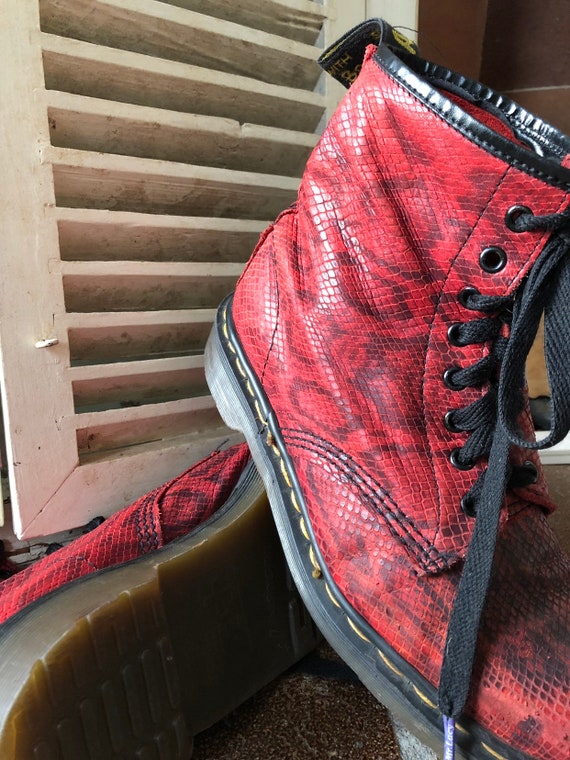 dr martens snake print boots