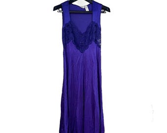 Vintage Nylon and Lace Purple Maxi Nightgown Dress Size M Elegant Grandmacore