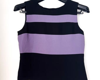 Top sin mangas vintage informal con bloques de color morado y negro, talla 8, estilo preppy Y2K.