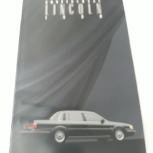 1990 Lincoln Continental Dealer Sales Brochure