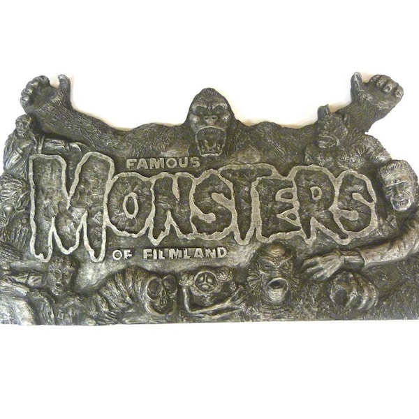 Famous Monsters of Filmland Resin Plaque  silver