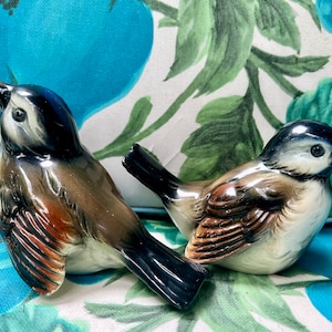 Goebel sparrow West Germany CV 72 CV 73. bird porcelain figurine W. Germany blue throat. Set of 3