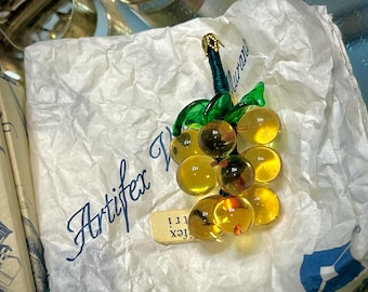 Murano glass Artifex Vitri  grape cluster brooch. grapes pin with Original box and tag.