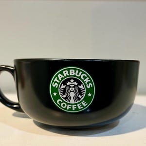 Starbucks latte mug. matte black mermaid logo. 18 oz 2008 mug cup soup bowl. microwave & dishwasher safe