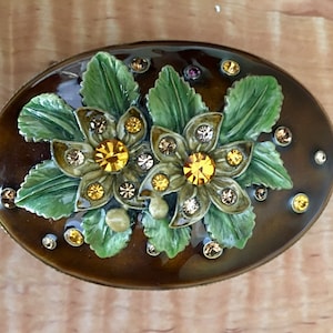 Austrian crystal trinket jewelry box. Twos Company Flowers jeweled rhinestone lidded covered dish.