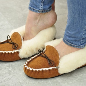 Handmade British “Claire” Ladies Sheepskin Slippers
