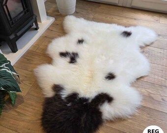 100% British Regular Jacob Undyed Rare Breed Sheepskin Rug - Reg Jacob 43