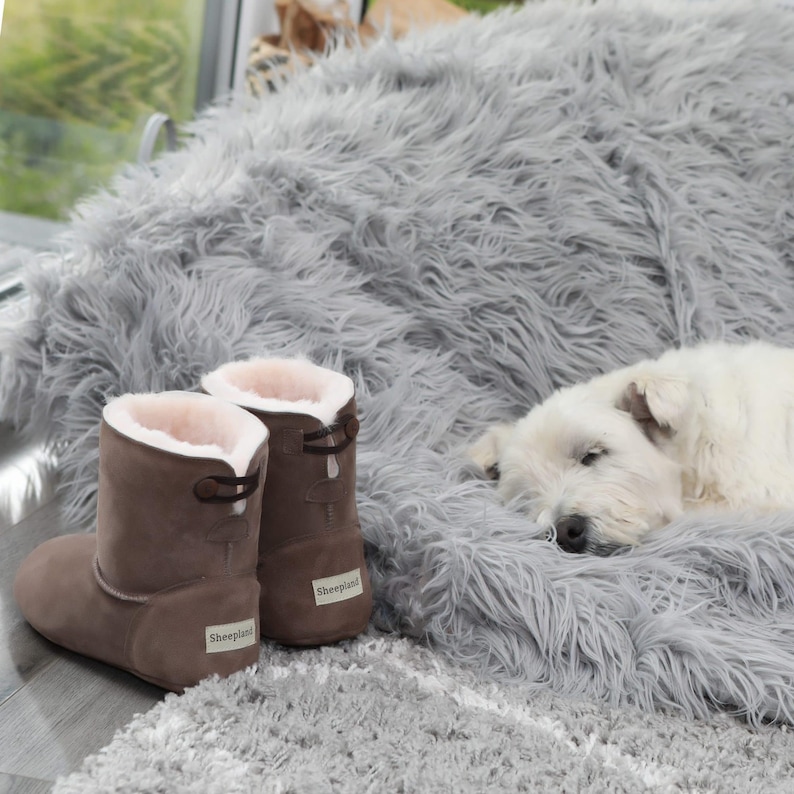 Slightly Imperfect New Design Luxury Sheepskin Indoor Slipper Boots image 4