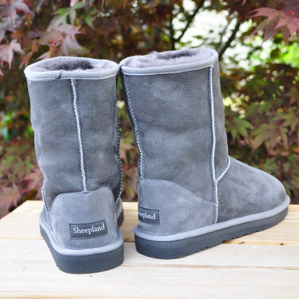 Britisches Schaffell Schafland Outdoor Boots in Grau