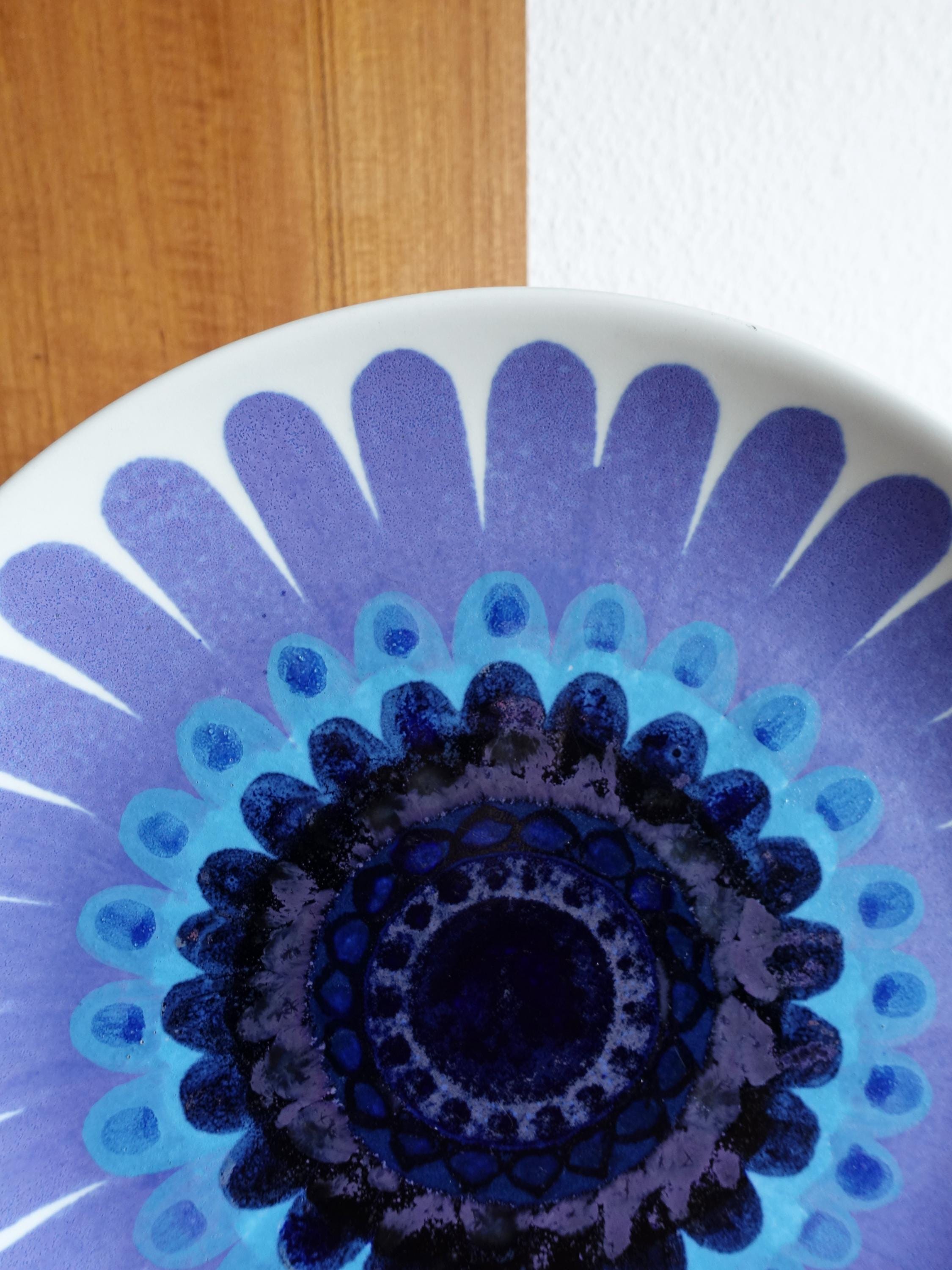 Arabia Hehku Large Plate Hilkka-liisa Ahola HLA/MK Ceramic Finland