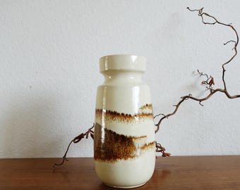 Scheurich vase, shape 242-22, white, beige, brown, ceramic, fat lava, 1960s vintage, mid-century, West Germany, kidney-shaped table, space age