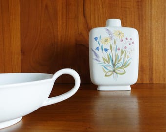 Rörstrand vase + bowl, gravy boat, S.Th. floral painting, 1960s/70s, Scandinavian, vintage, space age, midcentury, kidney-shaped table, Sweden