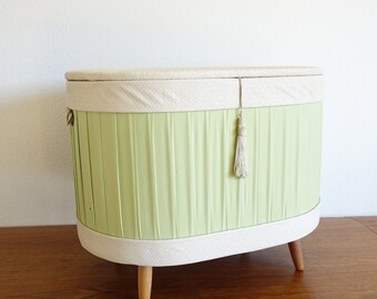Laundry chest laundry pouffe 50s 60s light green beige vintage laundry box midcentury kidney table toy box storage space age rockabilly