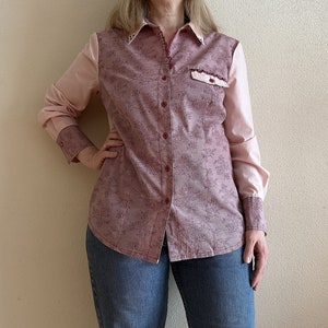 Vintage Blouse Women Blouse Pink Shirt Long Sleeve Cotton Top Button up Floral Flower Print Lace Trim Large Size