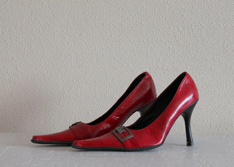 red patent shoes womens