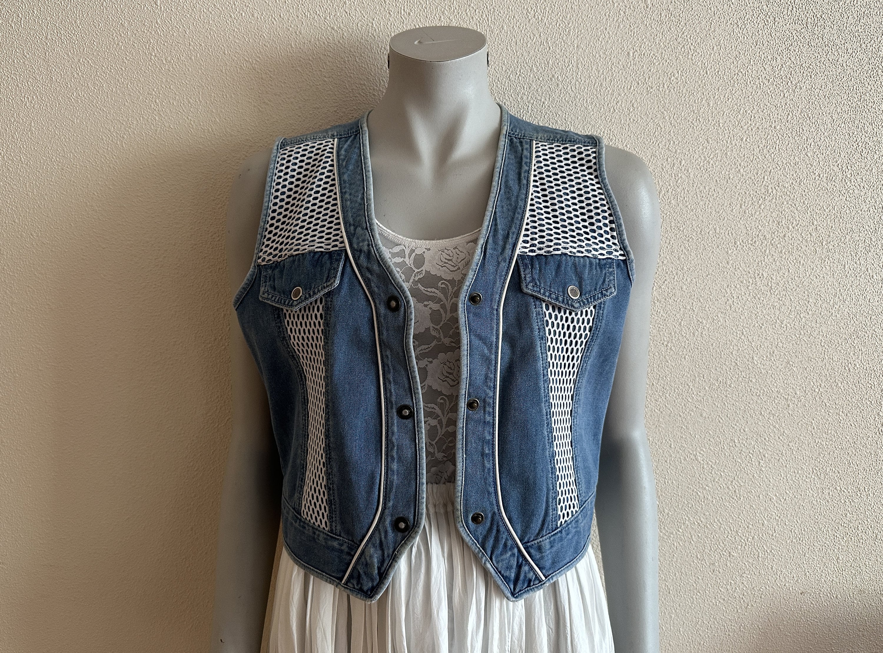 Gilet Donna In Denim Oversize Con Bottoni, Scollo A V, Senza Maniche, Taglie S- XL – Morbido E Leggero Per L'estate