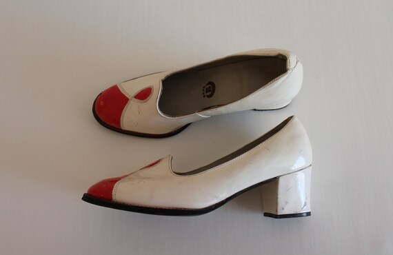 Vintage Shoes 60's 70's Bridal Shoes White Shoes … - image 7