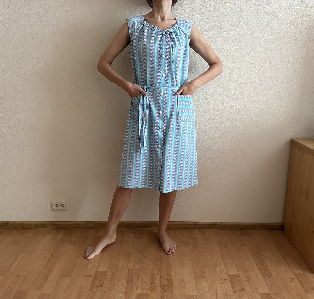 Vintage Blue Floral Button Down Shirt/ Dress Pockets