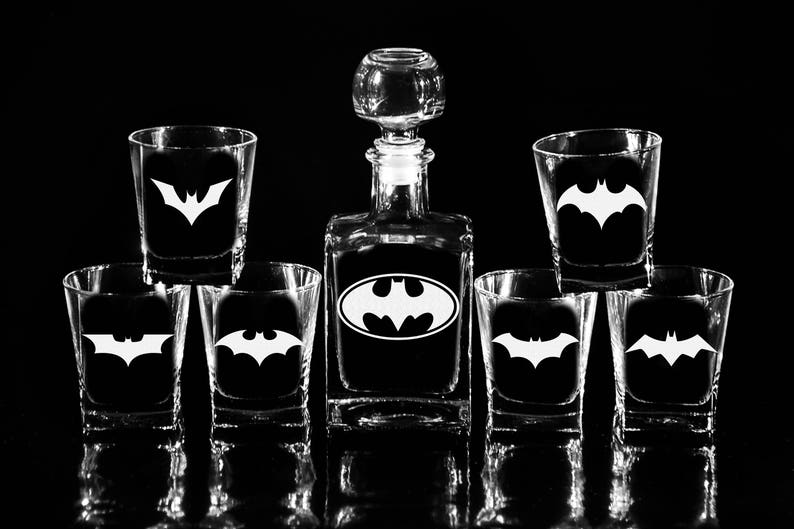 BATMAN Whiskey Decanter 17 oz. & glasses DARK KNIGHT Gift Etsy
