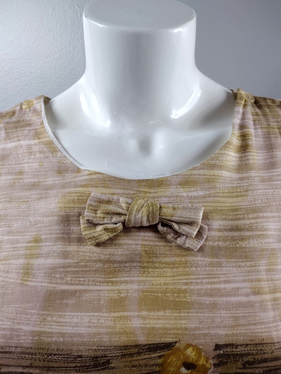 Vintage Dress Plus Size 1960s Shift Dress Soft Br… - image 6