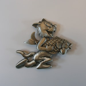 Cat Carry Fish Brooch Vintage JJ Signed Brushed Silver Tone Pin - Signed JJ, Jonette Jewelry