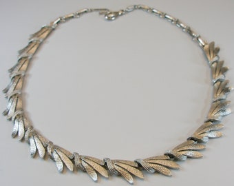 Collier CORO feuilles ton argent, collier vintage, collier ras de cou floral vintage