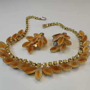 Gargantilla con collar y pendientes a juego estilo art déco de Juliana con cristales esmerilados y AB