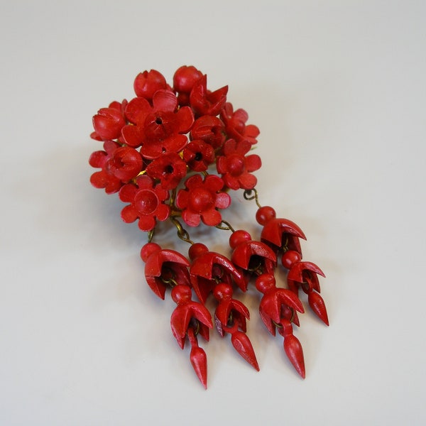 Antique Victorian Red Cluster Brooch, Coral Imitation, Metal Setting, Flower Brooch Pin Floral Red Bouquet Large Brooch Pin