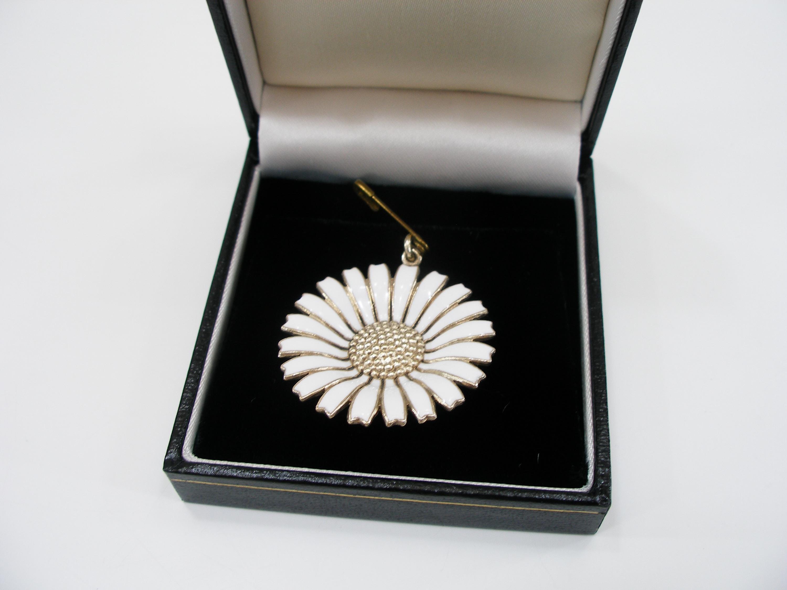 Anton Michelsen Daisy - Etsy