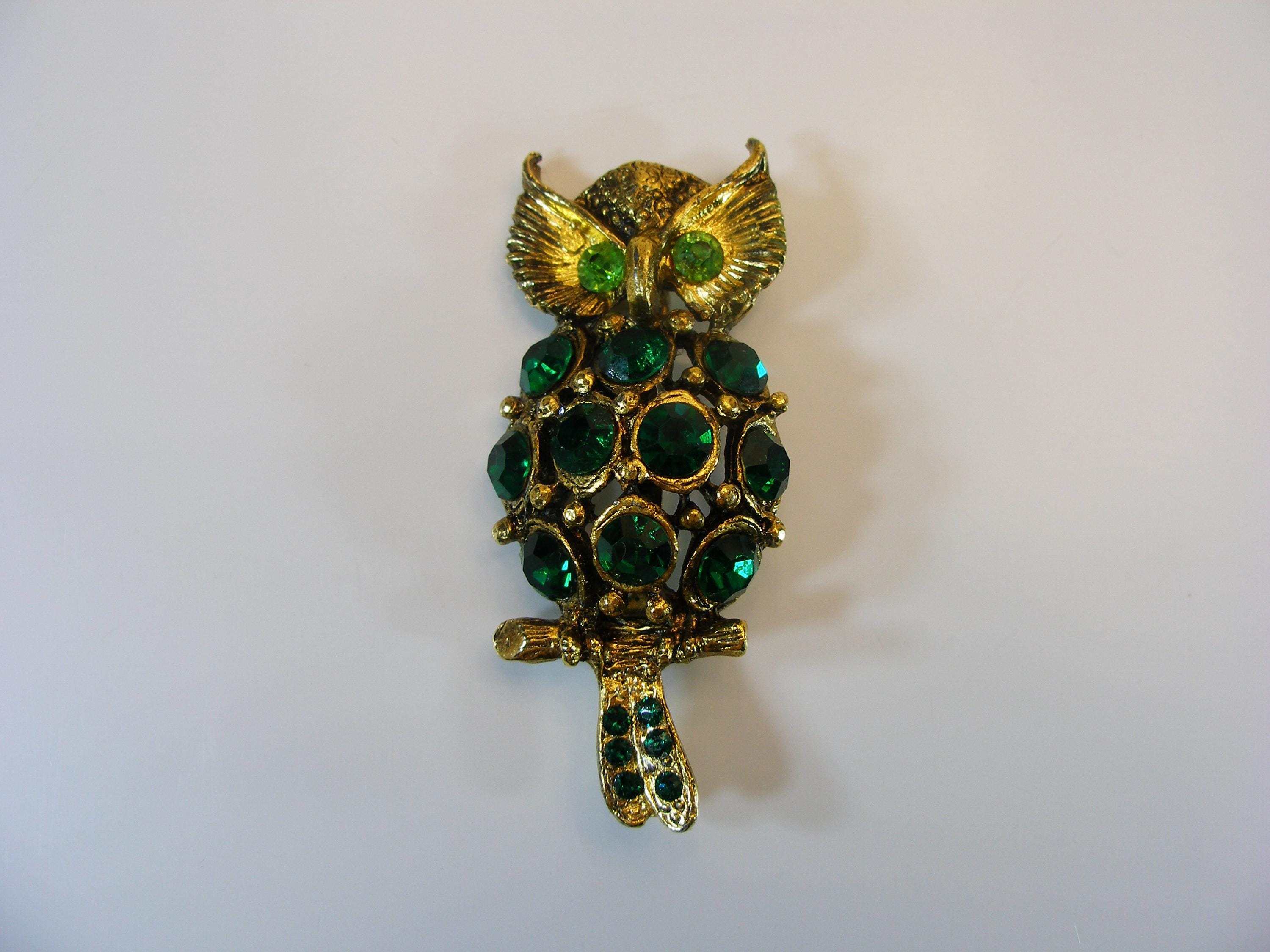 Vintage Owl Brooch, Pauline Rader style 1970s Figural Pin, Crystal Owl, Unsigned