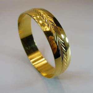 Vintage TRIFARI Diamond Cut Gold Bangle Bracelet Vintage Jewelry Vintage 1960s