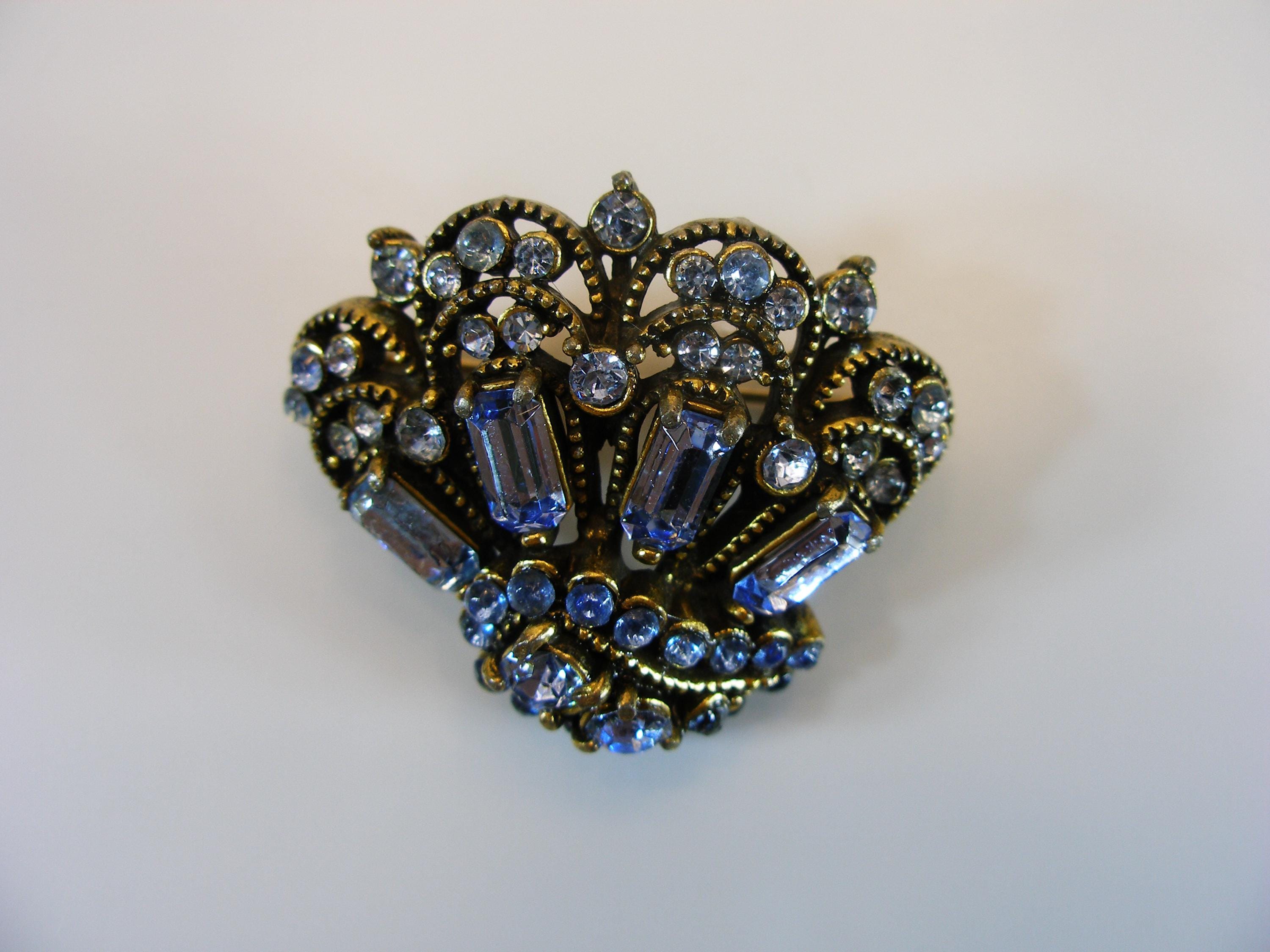 Signed HOLLYCRAFT Corp 1955 Blue Sapphire Crystal Glass, Brooch