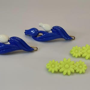 Vintage Barrette Plastic Childs Barrettes, Hair Clip, Blue Flower Barrette, Blue Bars