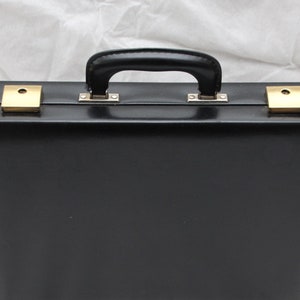Vintage zwarte aktetas Laptoptas Zwarte koffer voor mannen Retro bagage Retro decor Documentenopslag Attachecase Prop decor Computertas