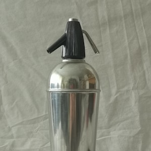 Silver Soda SYPHON Seltzer Bottle BarWare Mixed Drinks Bar decor Man cave Drink mixer Barware accessories Men Gift Made in ITALY