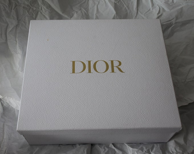 DIOR Box White Gift Box Fashion Accessories Packaging Storage Dior