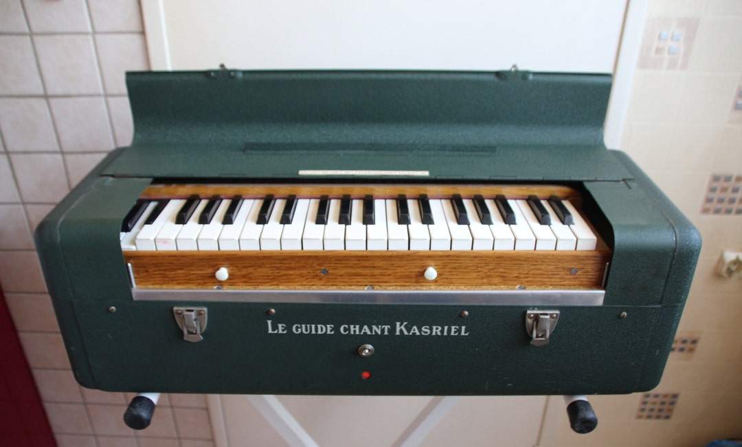 French Vintage Harmonium Pump Organ Le Guidechants Kasriel Reed Organ