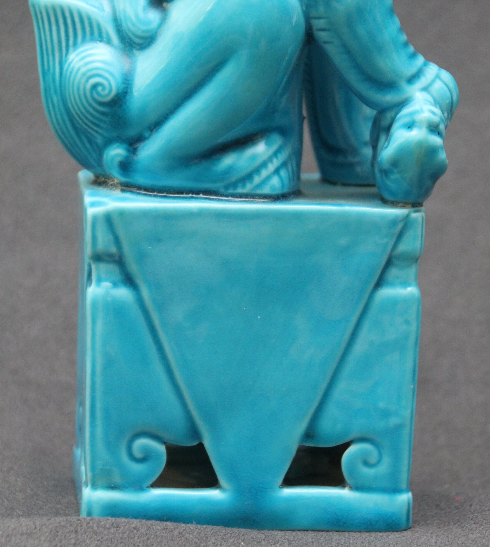 中国の福犬像 ターコイズ 犬のギフト 犬の置物 風水 陶器 保護寺院 福