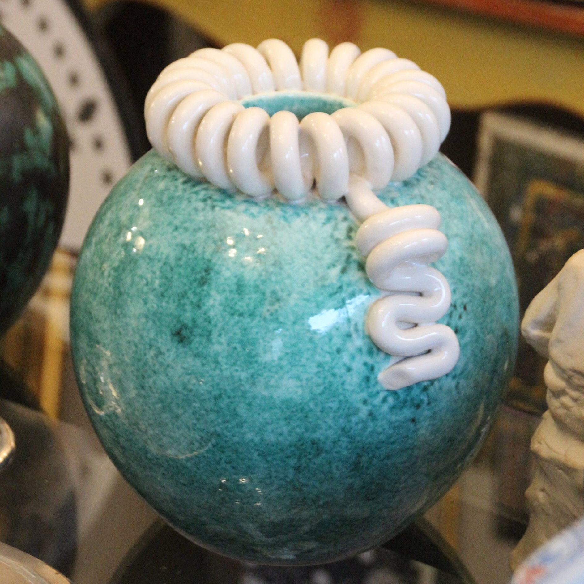 Vase en Céramique Verte Décoration Intérieure Blanc Vase Décoratif à Fleurs Cadeau de Fête Des Mères