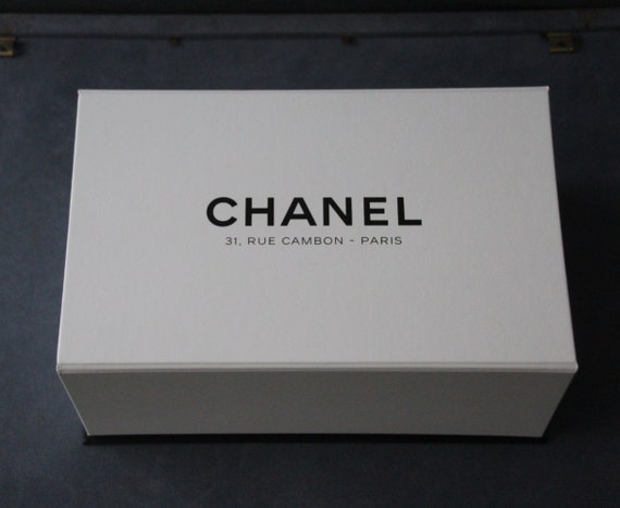 Chanel Paris White Box Small Bag Box Chanel Accessories Silk -  Finland