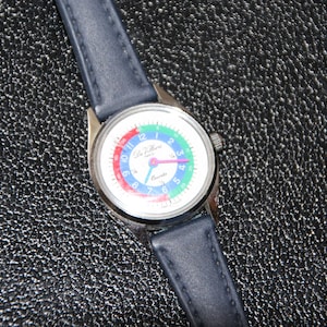 Frauen Armbanduhr De Villiers Paris Made in France ALT NEU Geschenk für sie Uhr für Frauen Geschenk für Frau Geschenk für Schwester Geschenk für Mädchen
