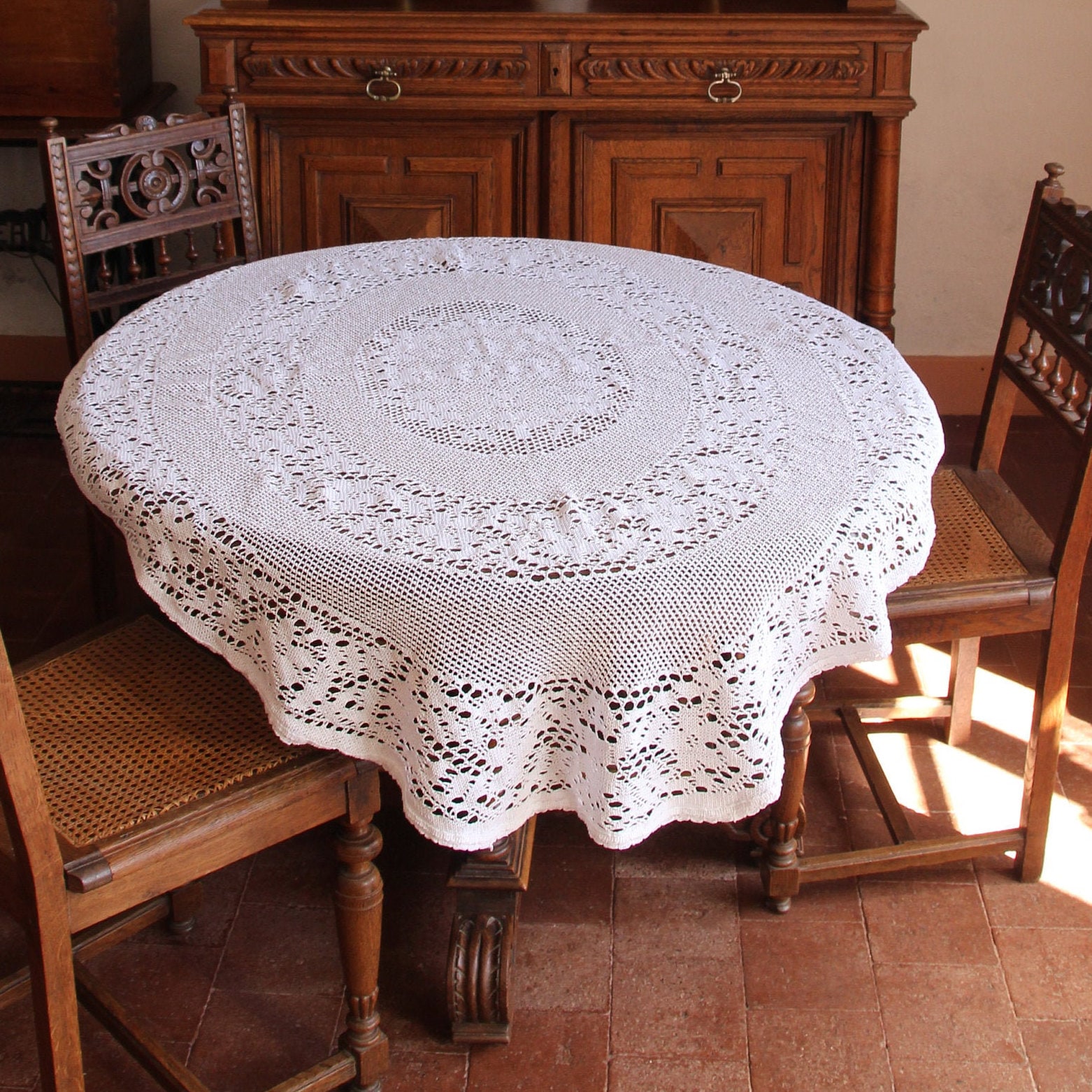 28 Crochet Tablecloth Patterns with Doilies, Lace, and Table Runners 19 Oval Lace Tablecloth Crochet Pattern