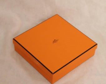 本物のエルメス オレンジギフトボックス（リボン付き） – ヴィンテージ