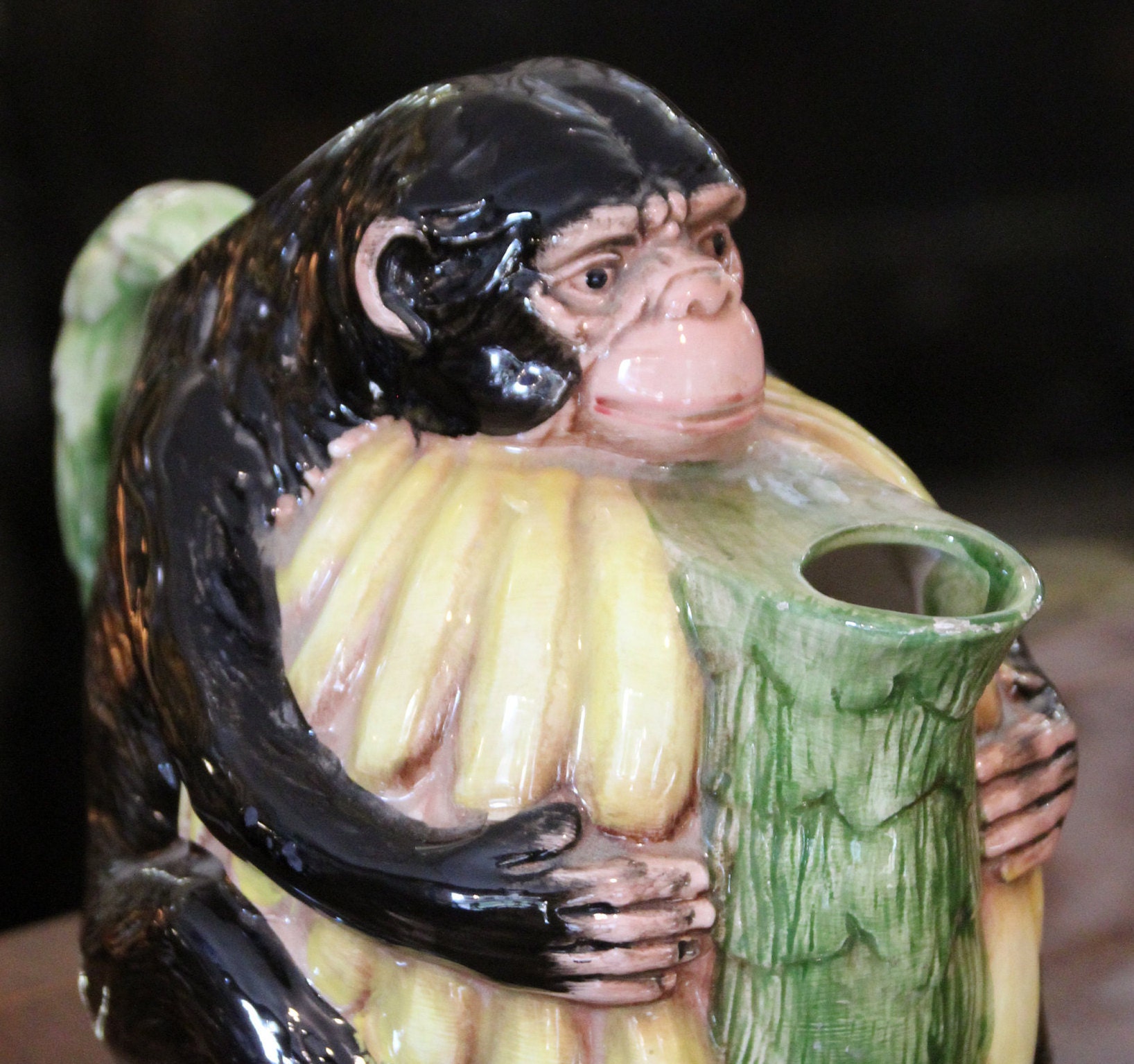pichet De Singe Majolica